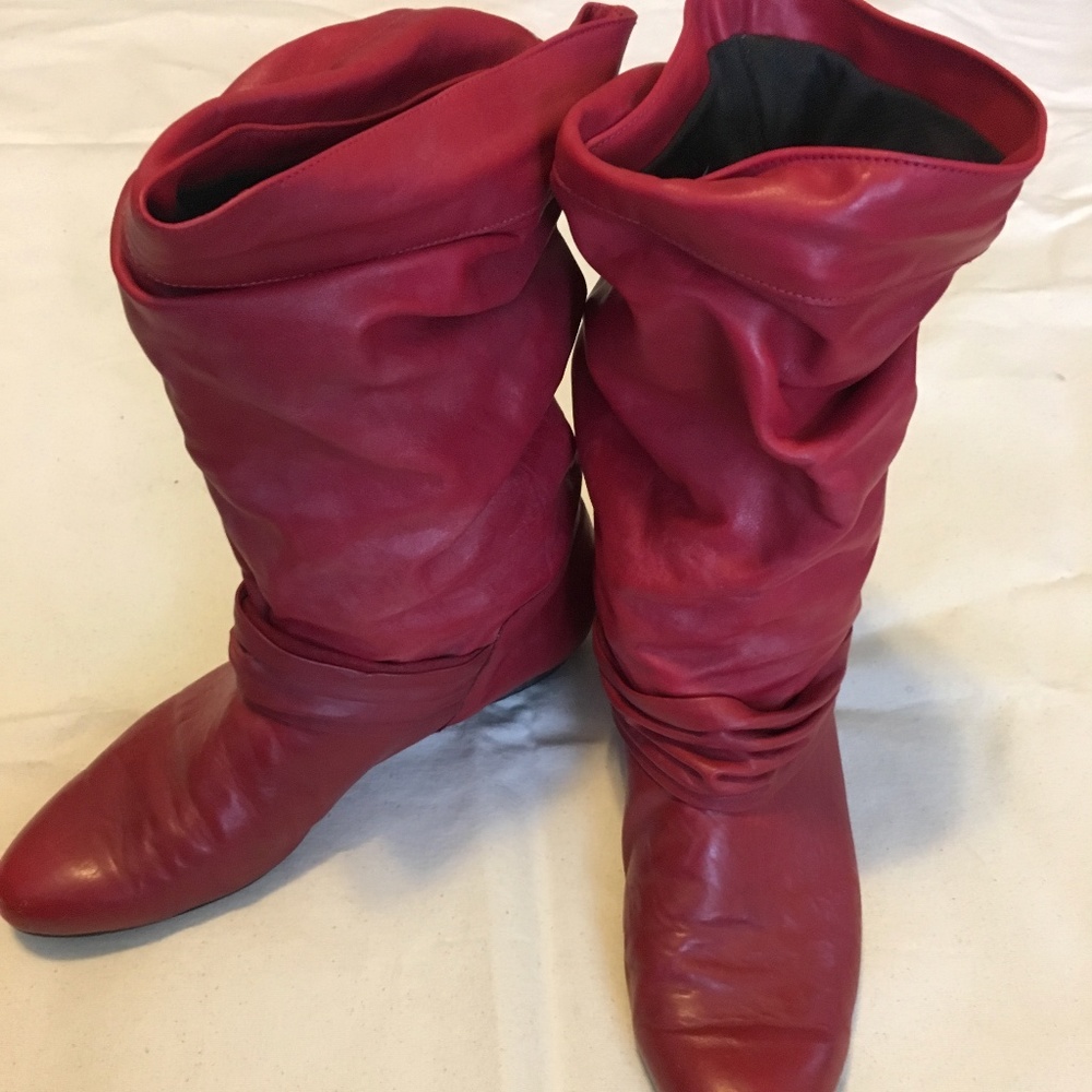 Mint condition red leather 80s slouch boots